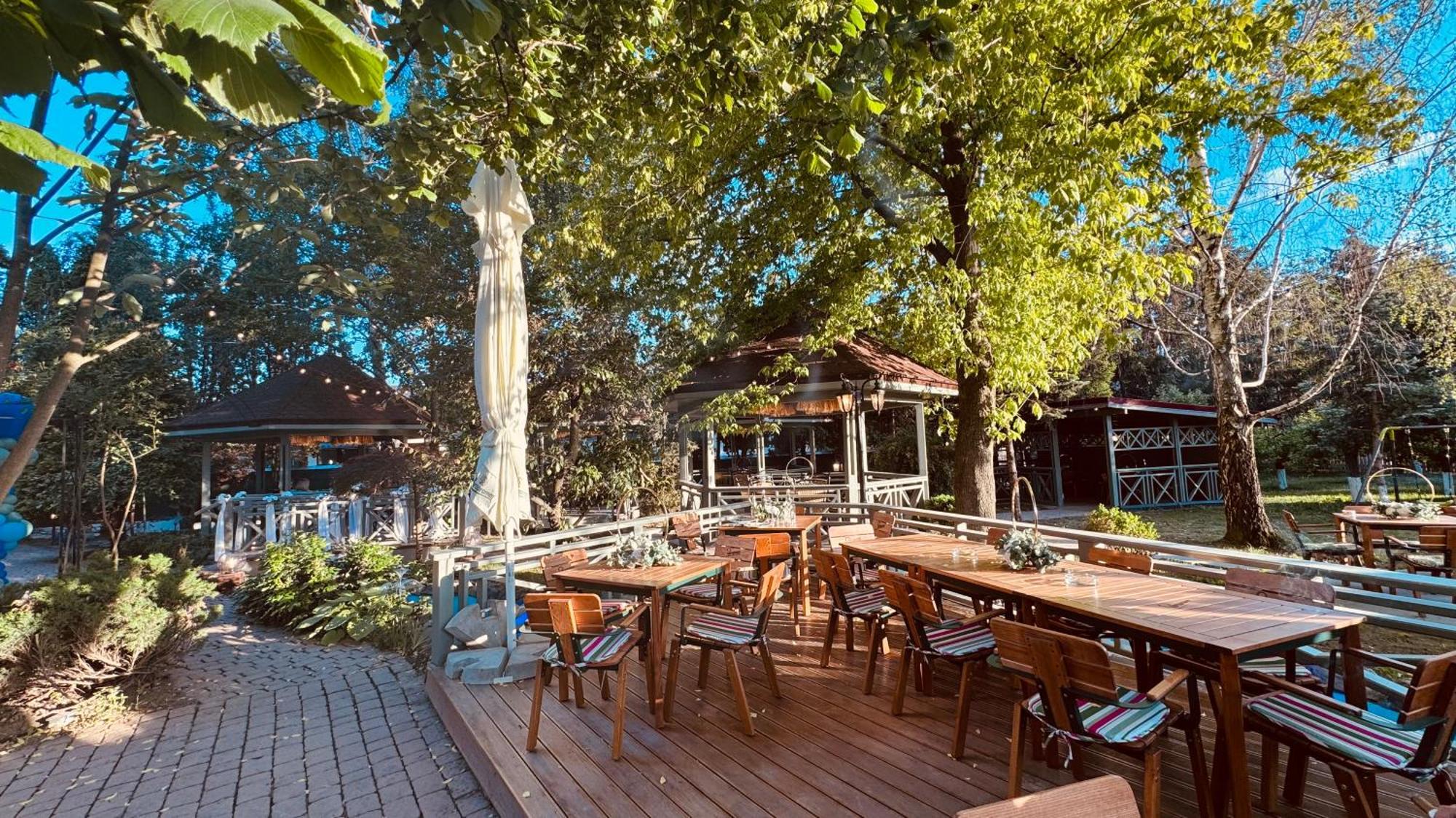 Pensiunea Waldor Bacău Exteriér fotografie