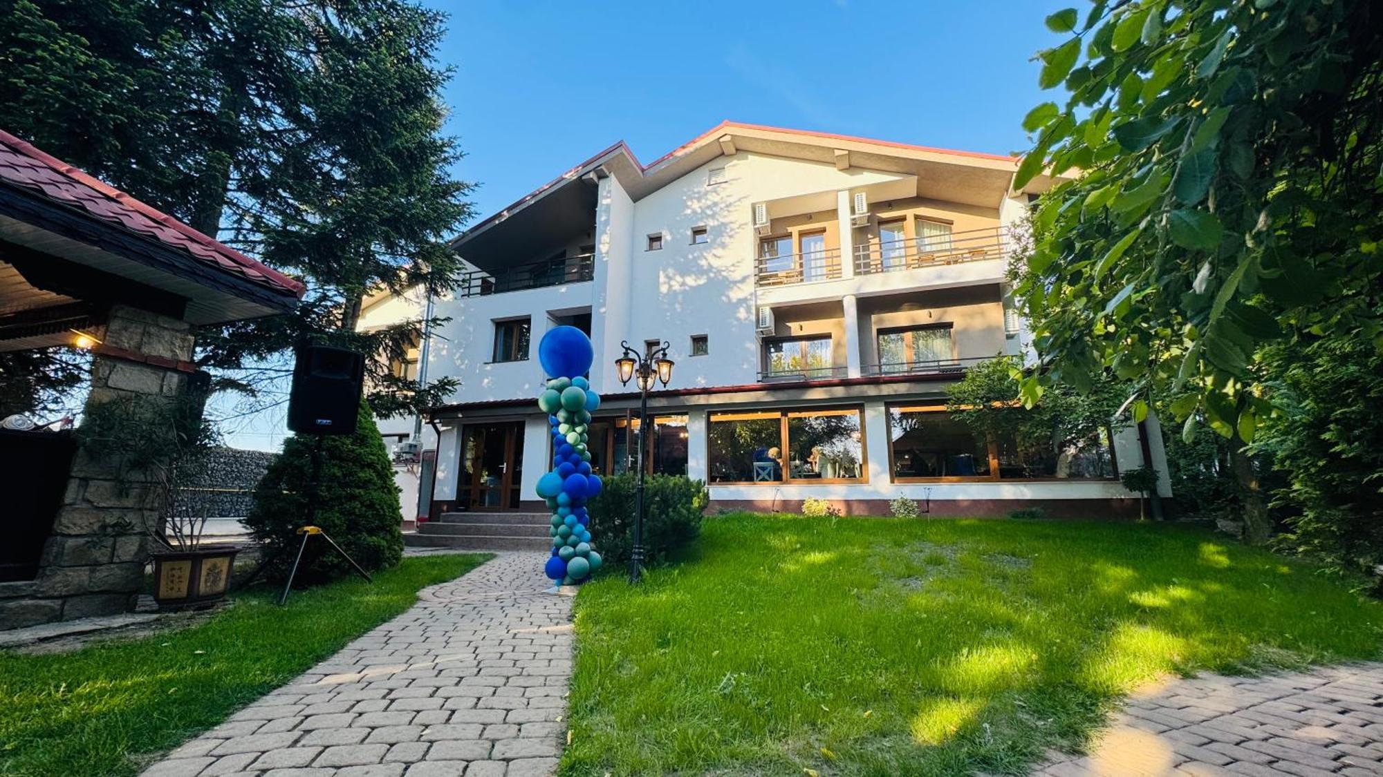 Pensiunea Waldor Bacău Exteriér fotografie